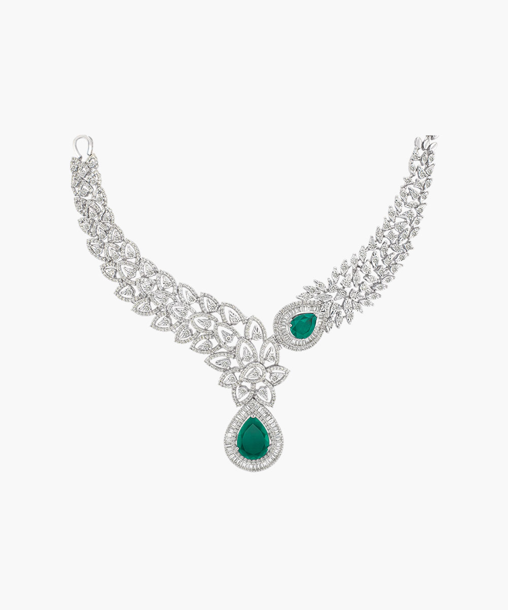 Green Diamond Necklace - SitePal.AI
